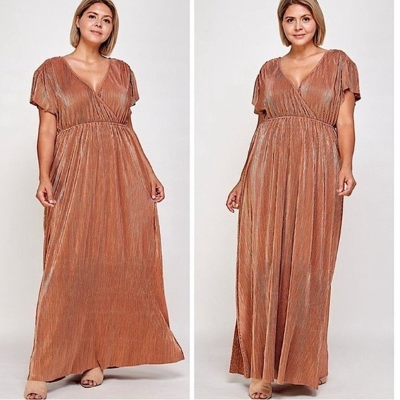 NWT See and Be Seen Arya Metallic Bronze Maxi Dress Size Medium - Picture 11 of 12